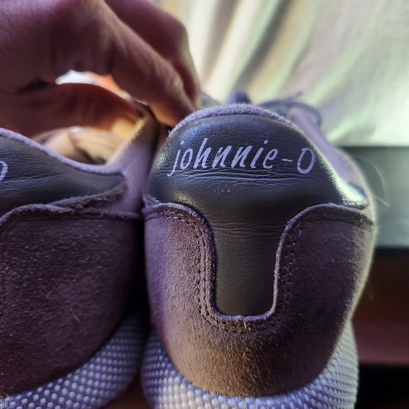 JOHNNIE O TAUPE CLASSIC STYLE SNEAKER/ RUNNING SHOE - Picture 6 of 8
